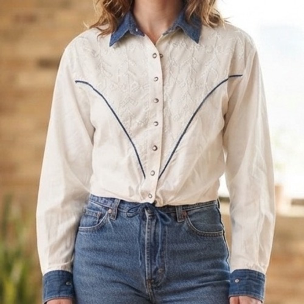 VTG Southwest Canyon Western Shirt White Denim Lace Up Back Embroidered L